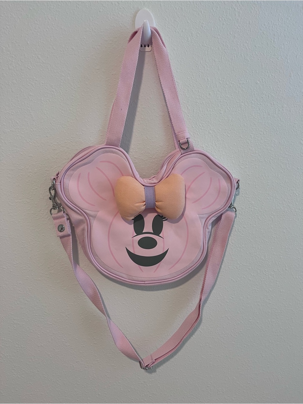 Disney Park 2026 Halloween pink Minnie Pumpkin Mini tote bag NWT